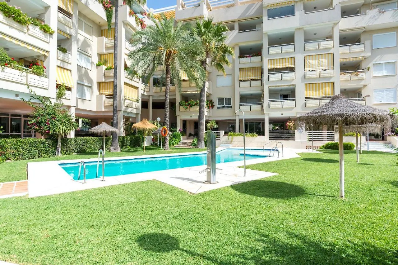 Carihuela, Apartamento Con Vistas Al Mar contacts